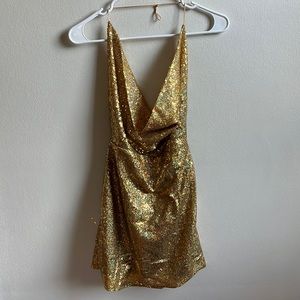 OMIGHTY gold sparkly dress size M